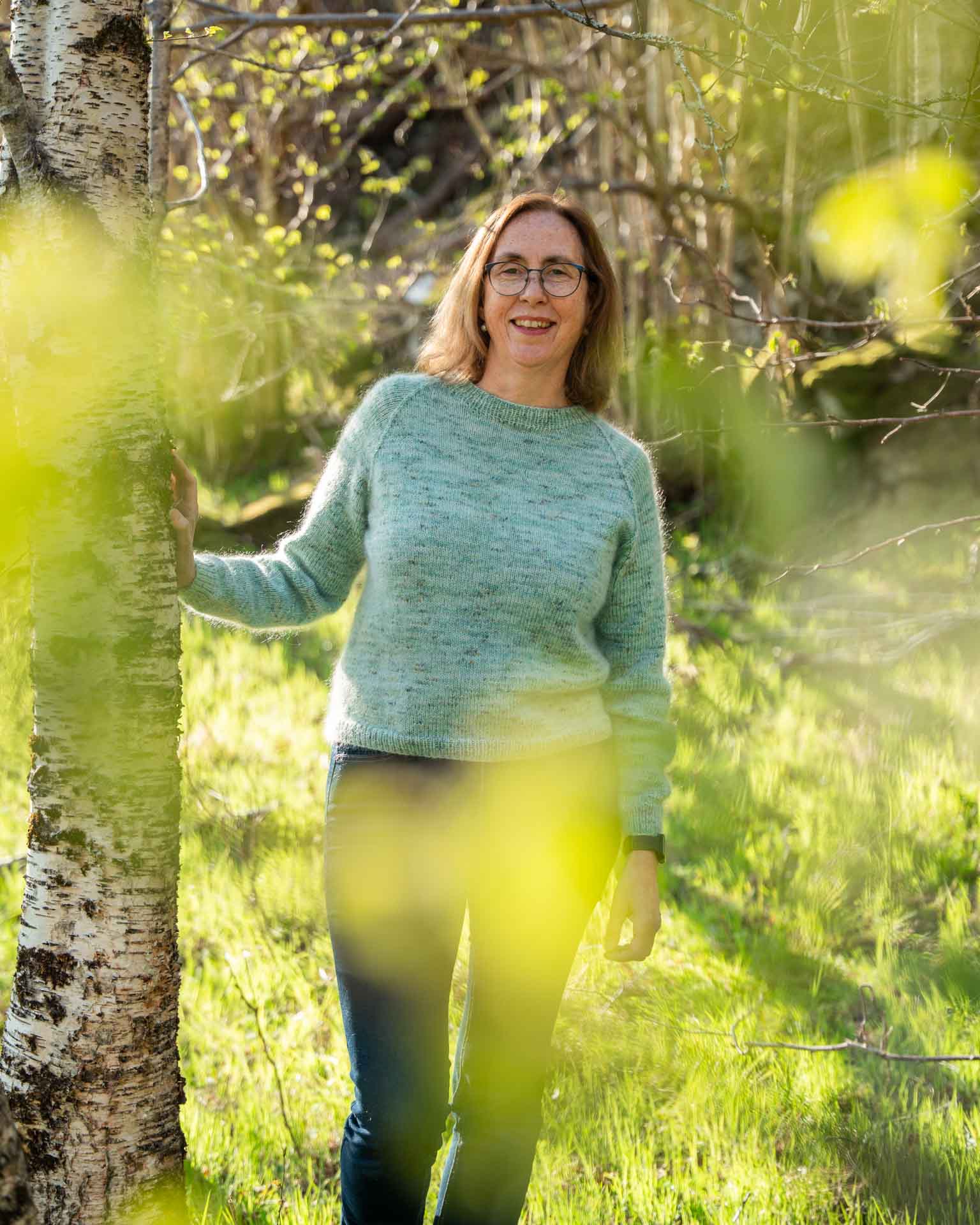 Guro Sweater er en lett og myk genser som strikkes i dobbel tråd. 