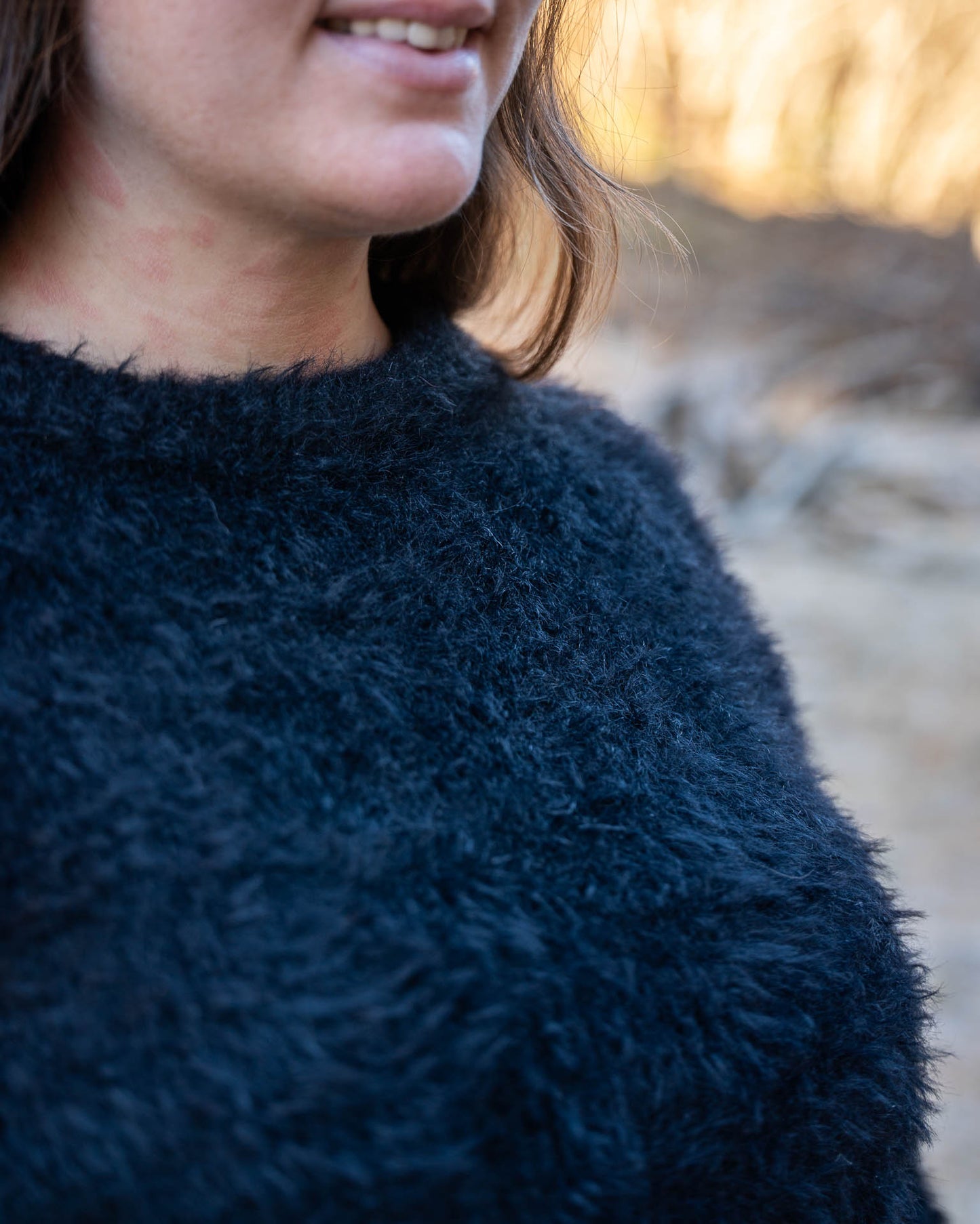 Henrikke Sweater | Strikkeoppskrift på pusete genser med raglan