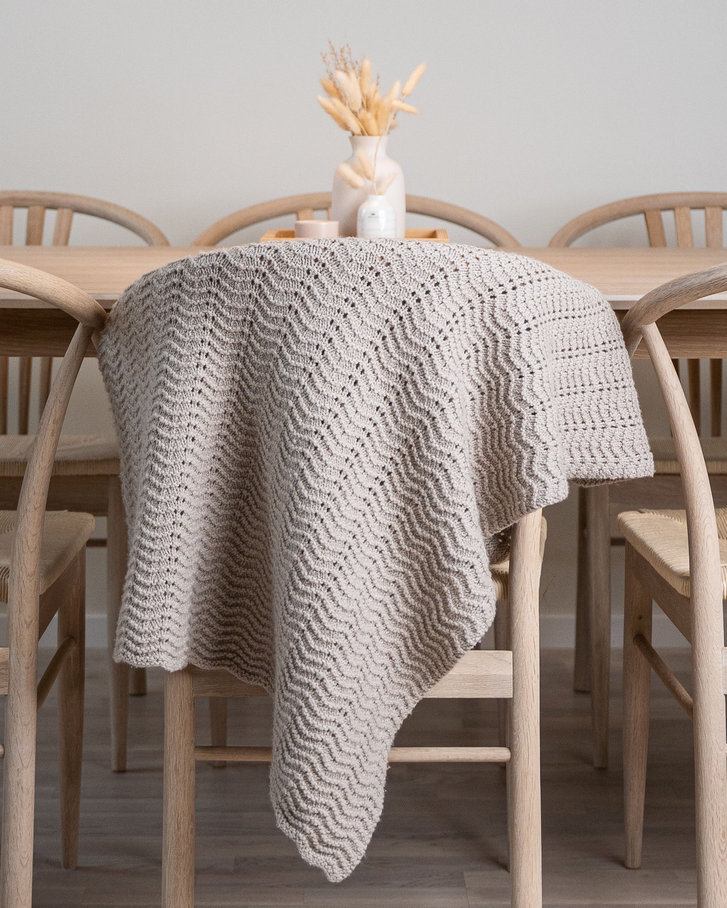 Løvoll Design sitt Karoline babyteppe er i et klassisk og tidløst design