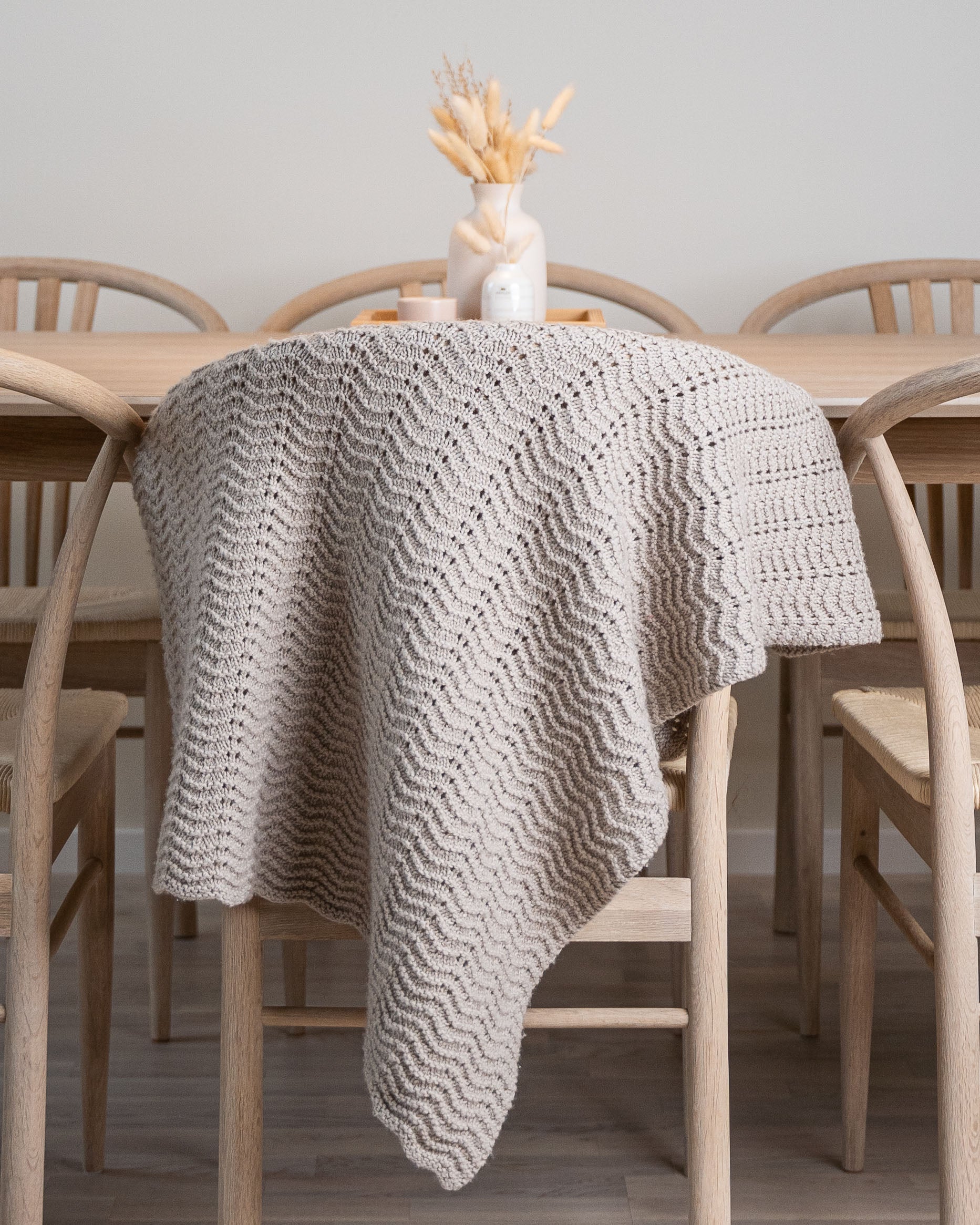 Løvoll Design sitt Karoline babyteppe er i et klassisk og tidløst design