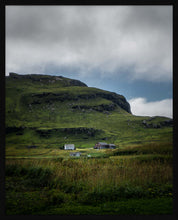 Last inn bildet i Galleri-visningsprogrammet, Gård i Ervik | Fotokunst | Plakat | Poster | Veggkunst
