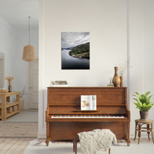 Last inn bildet i Galleri-visningsprogrammet, Hyttene ved fjorden | Fotokunst | Plakat
